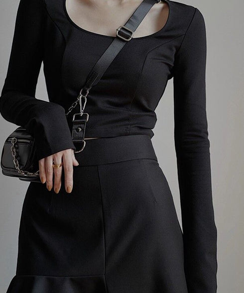 Asymmetric Flare Hem Skirt
